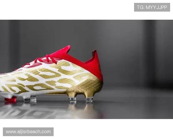 萨拉赫阿迪达斯代言合作持续深化,商业影响力稳步提升 萨拉赫阿迪达斯代言合作持续深化,商业影响力稳步提升