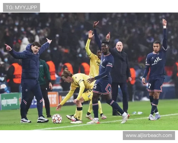 巴黎圣日耳曼陷入“巨星难题”,巨星战术掩盖的体系漏洞,会葬送豪门的欧冠梦吗?